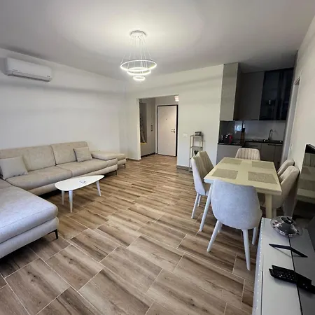 One-bedroom In Golem, Kavaja דירה