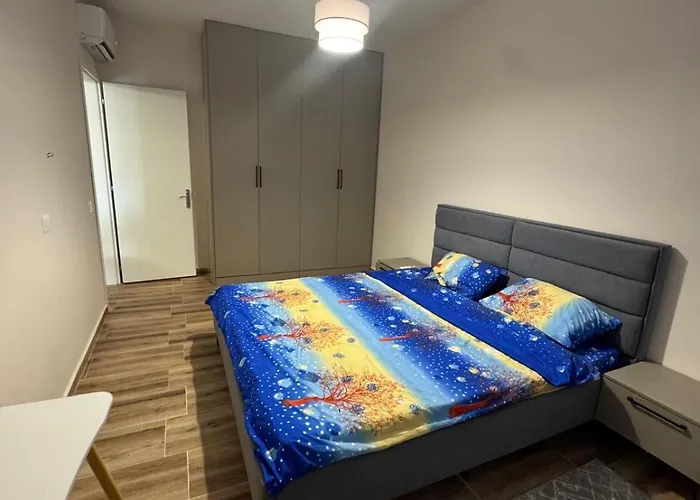 Lägenhet One-bedroom In Golem, Kavaja *